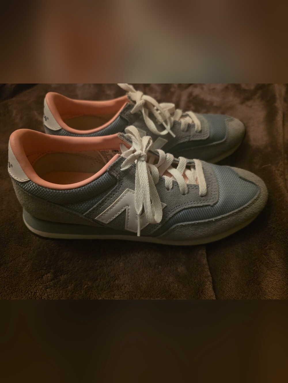 New Balance Gray & Pink Casual Sneakers 6.5 Womens Excellent Condition